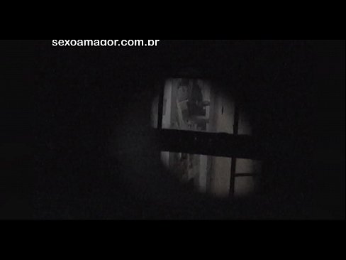 ❤️ Blondie vin an kasèt yon voyeur nan katye kache dèyè brik kre ❤❌ Videyo pònografi nan nou ️❤